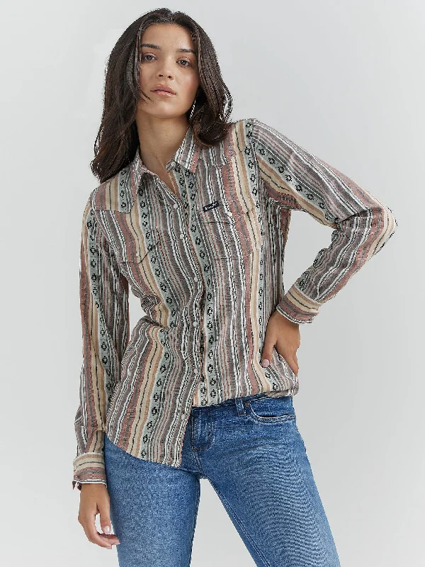 Women's Retro Long Sleeve Southwestern Stripe Western Snap Shirt - Pink Blue Stripe