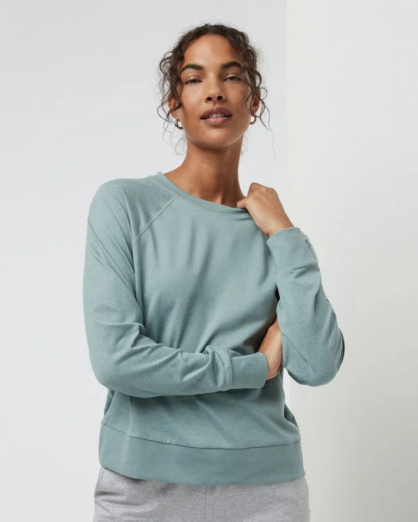 Women's Long-Sleeve Halo Crew - Vintage Pistachio Heather