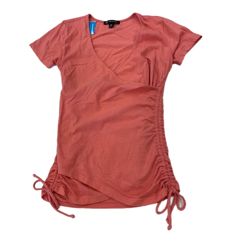 Top Short Sleeve By Inc  Size: Petite  Medium