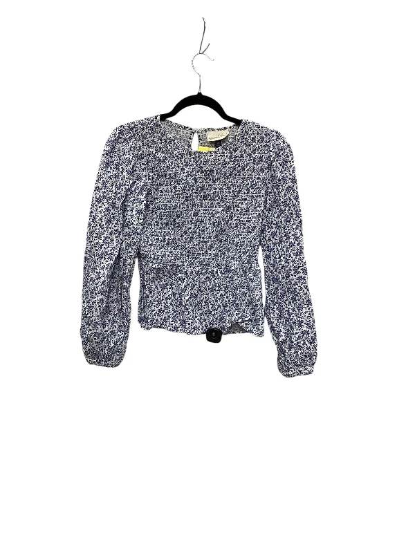 Top Long Sleeve By Universal Thread In Blue, Size: Xs